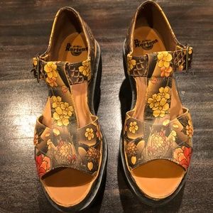 Dr Marten Adaya Floral Tatoo Platform Sandal